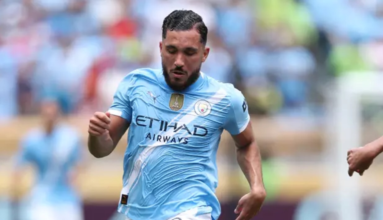 Rayan Cherki ra mắt Man City: Sự khởi đầu gây chia rẽ dư luận