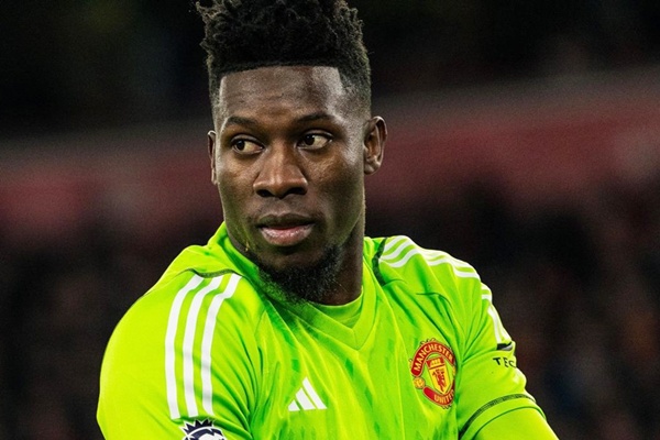 Man United đối mặt bài toán khó: Tìm thủ môn thay thế Onana trong mùa giải 2025/26
