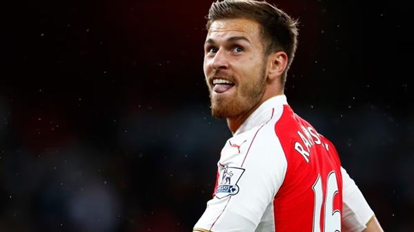 Aaron Ramsey: Chuyện tình Arsenal và lời mời chưa từng quên của Sir Alex Ferguson